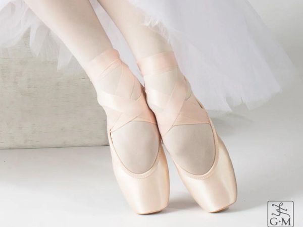 How To Sew Pointe Shoes?